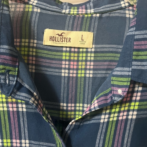 Hollister Blue, Pink and Green Plaid Lightweight Blouse Size Large - Picture 7 of 8